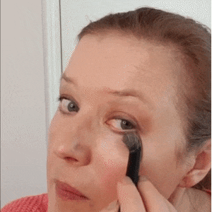 5 Minutes Simple Makeup for Mature Hooded Uneven Eyes 6 women applying concealer under eyes