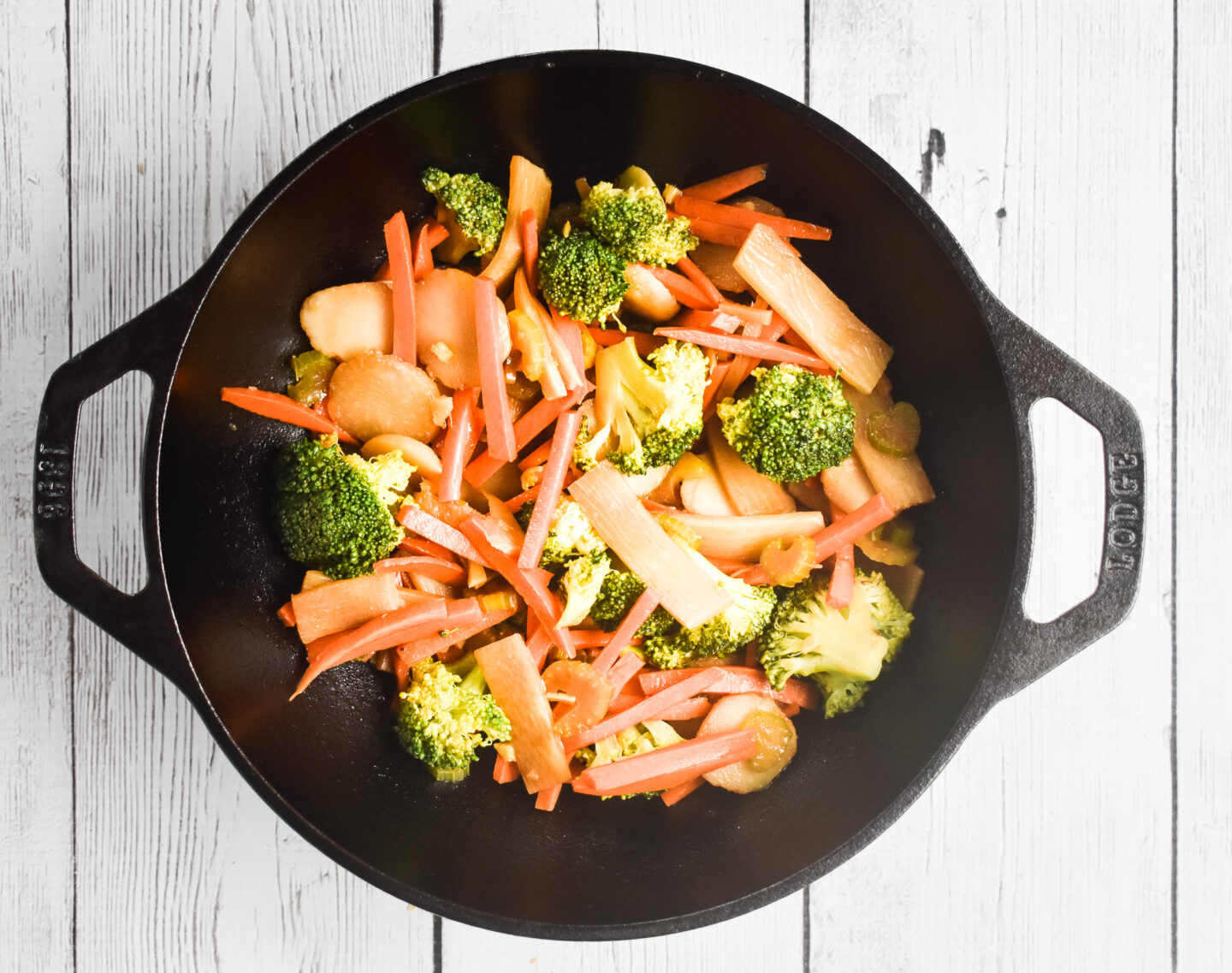 10+ Healthy & Quick Summer Dinners | low FODMAP diet 10 low FODMAP Chinese Asian stir fry recipe