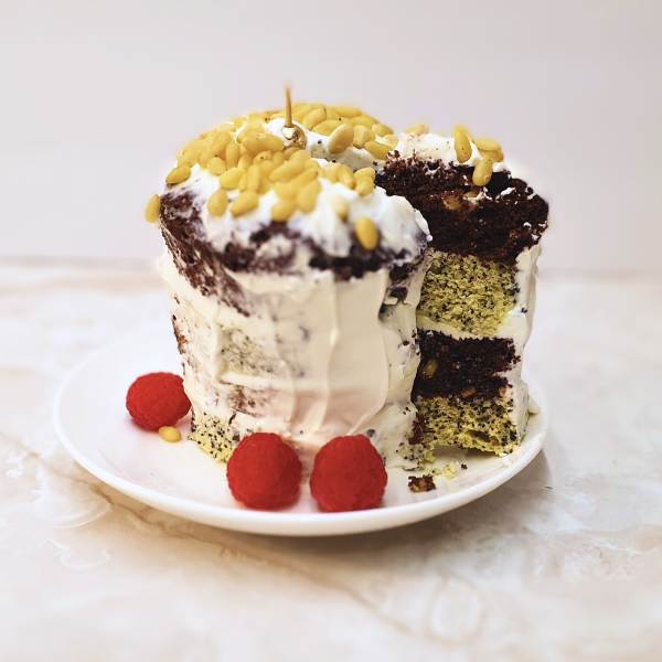 1-Minute Poppy Seed Keto Mug Cake for One.