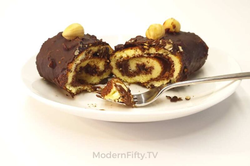 Healthy Low-Carb Ferrero Rocher Roll Pastry Recipe.