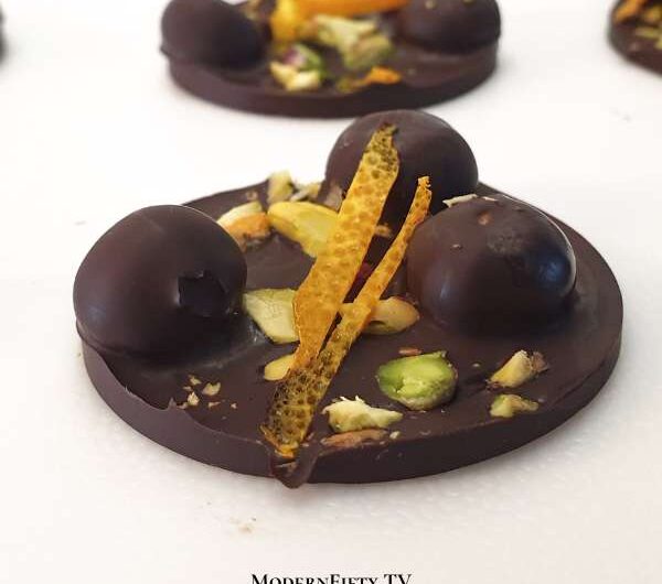 Dark Chocolate Blueberries and Nuts Clusters - Paleo, Keto, Low-carb